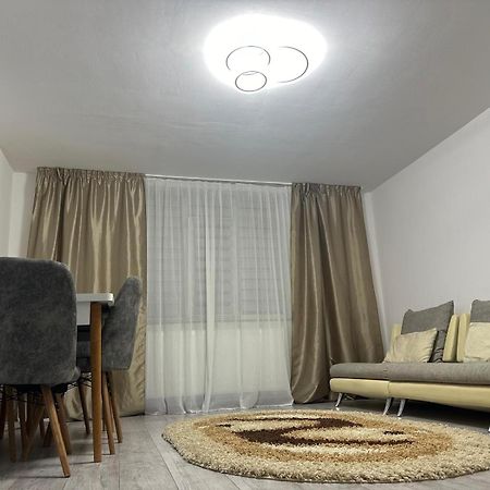 Special Apartment Nadeva Suceava Eksteriør billede