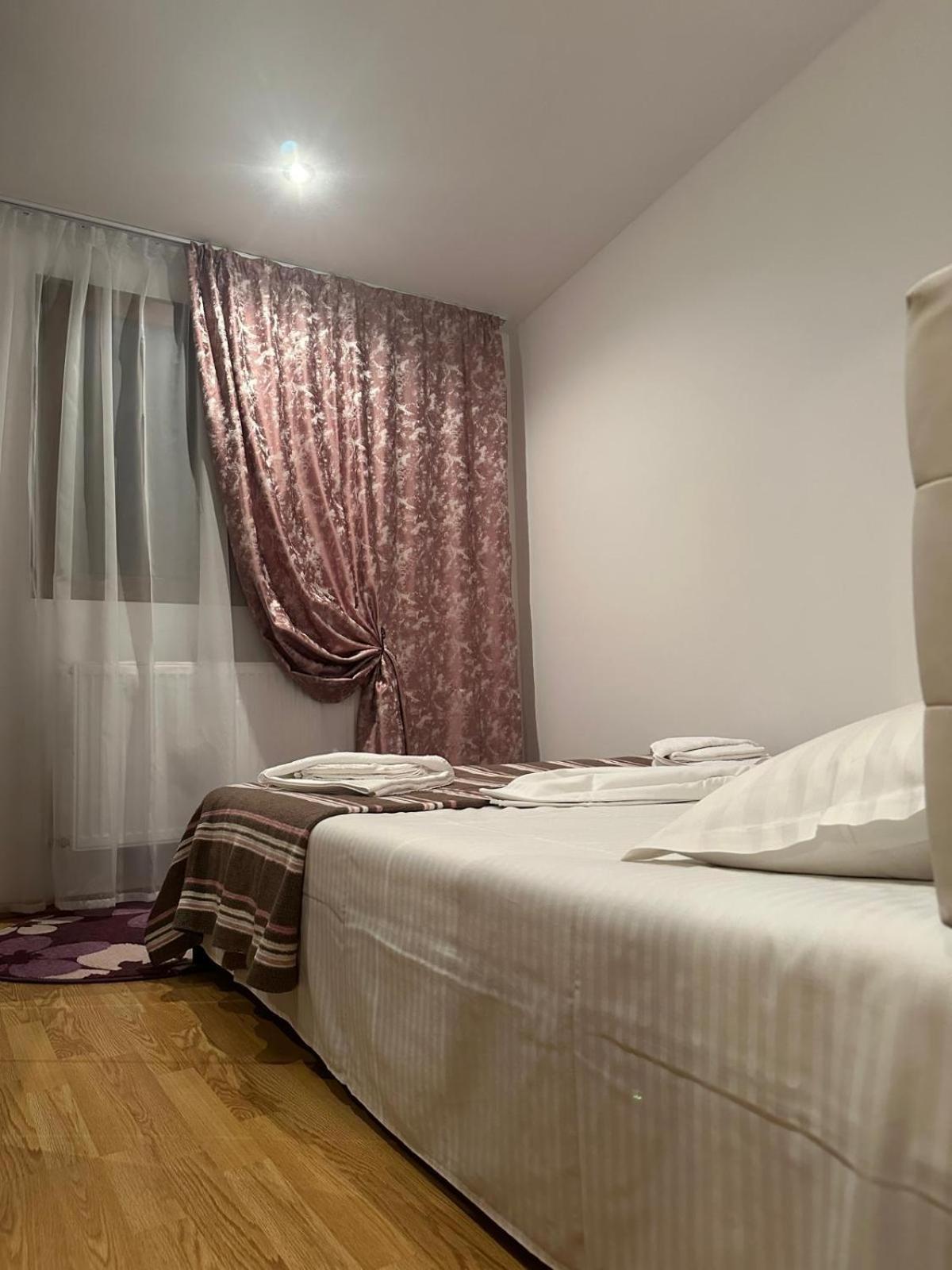 Special Apartment Nadeva Suceava Eksteriør billede